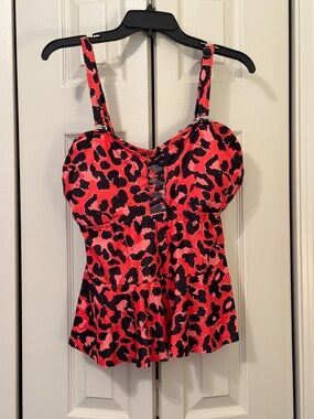 Younique Hot Pink/Coral and Black Leopard Print Tankini Top- NWOT size 14W